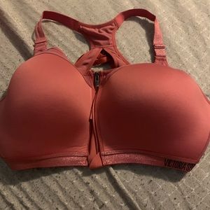 Zipper is broken/stuck. Pink Victoria sport bra
